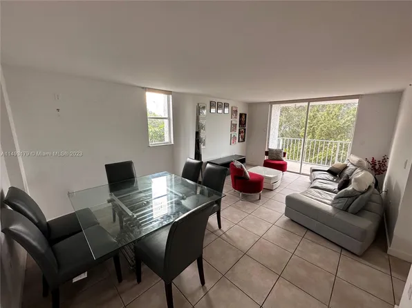 650 NE 64th St APT G308, Miami, FL 33138