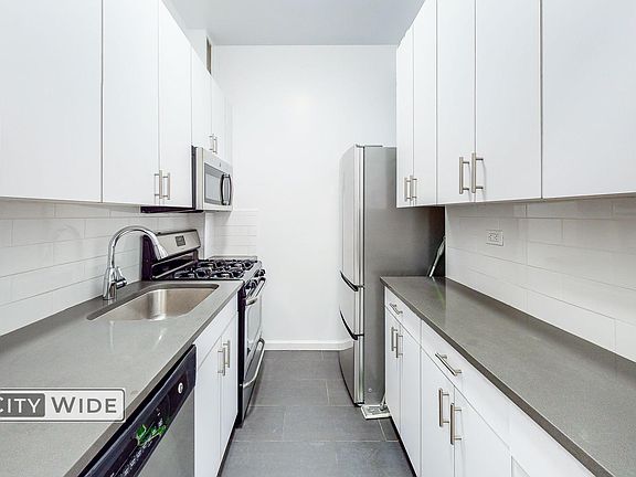 4th image of 106 E 81st St APT 6A