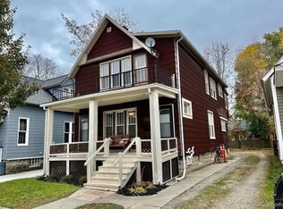 1414 Pleasant Pl, Port Huron, MI