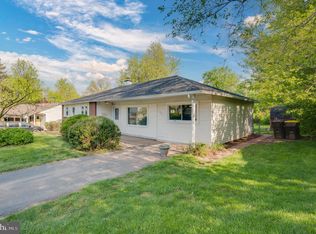 3123 Stoney Creek Rd, Norristown, PA 19401