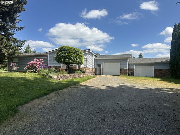 3rd image of 1401 NE 267th Ave