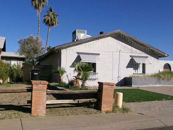 3rd image of 3360 W Mauna Loa Ln