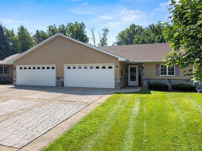 220 Orchard Ct, Howard Lake, MN, 55349