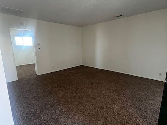 3rd image of 43611 Florida Ave #9