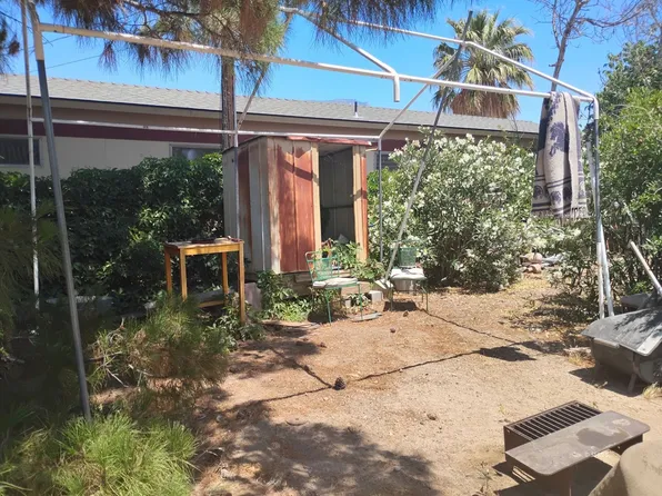 5571 Shoffstall Ln, Weldon, CA 93283