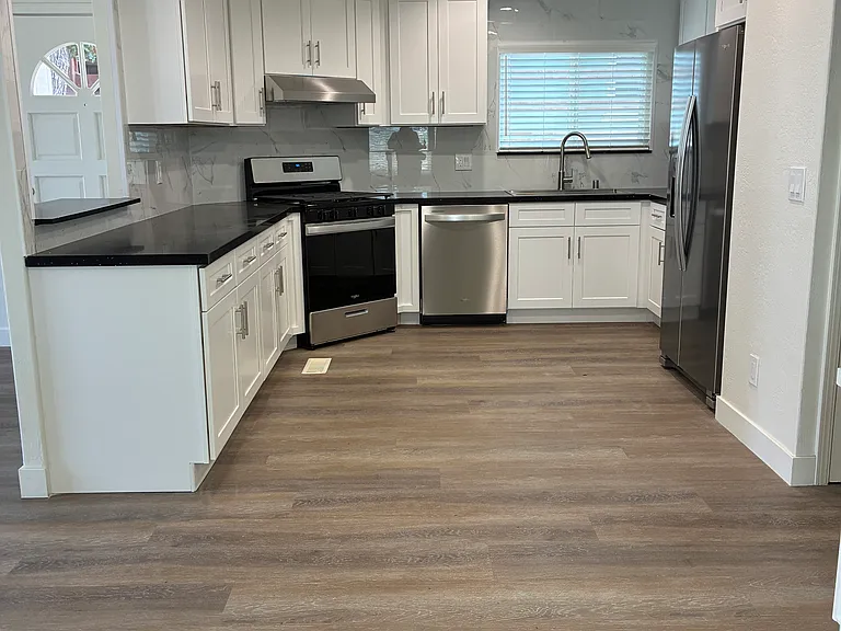 Knollwood Homes LLC — Photo 12