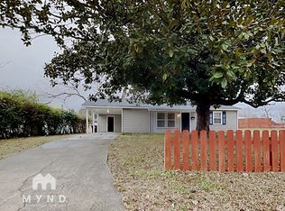 2712 Botany St, Charlotte, NC 28216