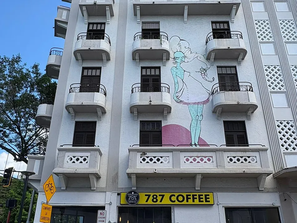 1001 Avenue Ponce De Leon #303