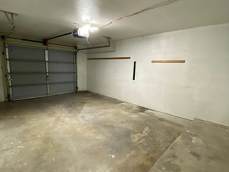 123 N 66th Ave — Photo 12