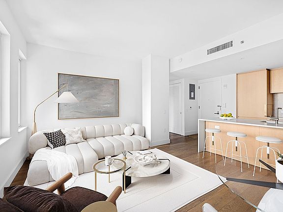 3rd image of 10 Nevins St #14A