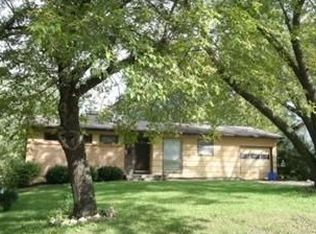 6300 Fairlane Dr, Kansas City, MO 64134