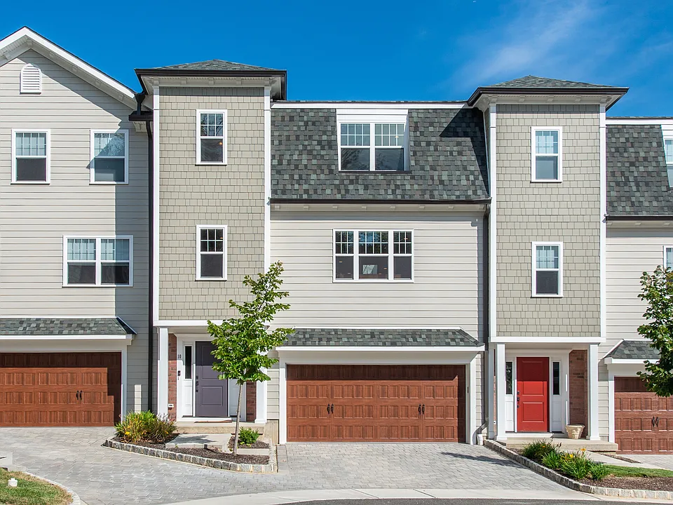 6 Elm St #14