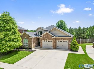 15118 Lakeside Trl SW, Huntsville, AL 35803