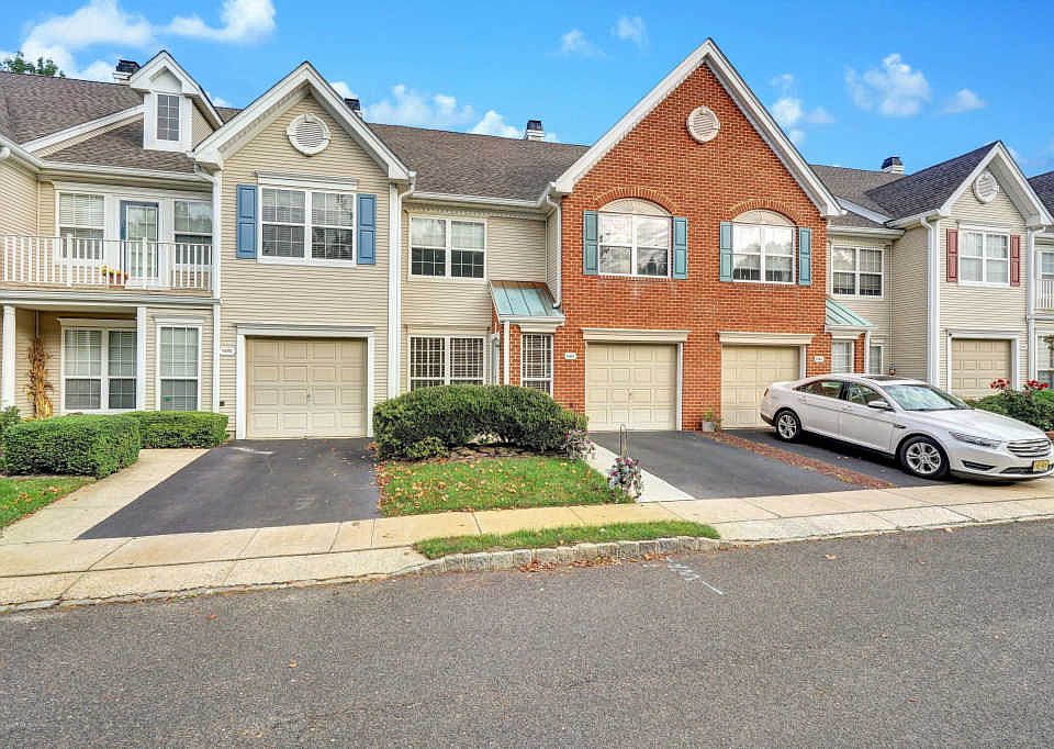 1st image of 1503 King George Ln #95