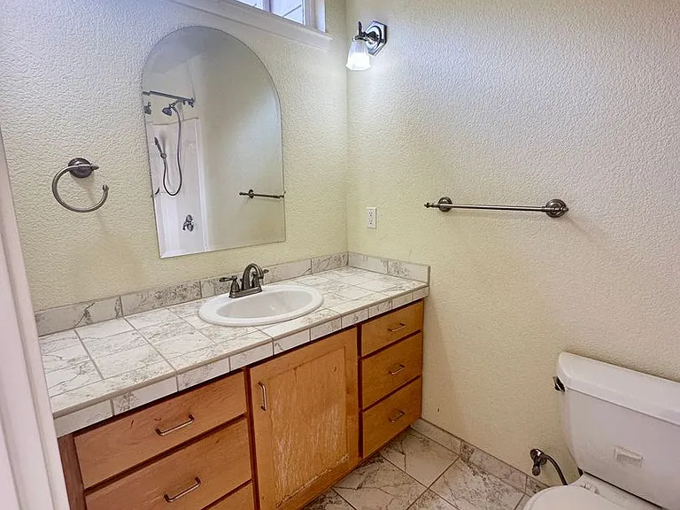 3220 T St #2 — Photo 13