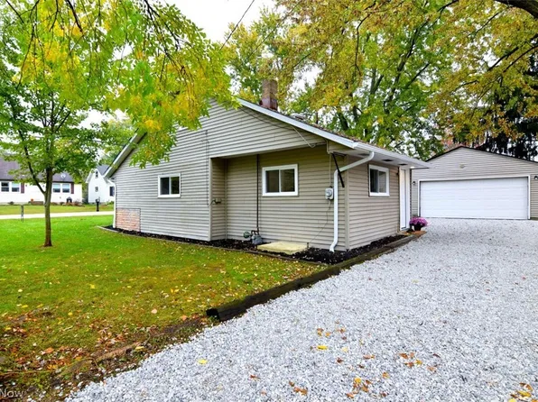 1001 Orchard Ave, Aurora, OH 44202