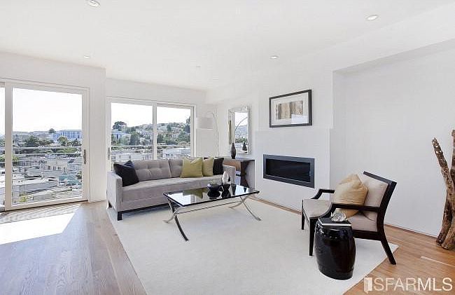 1st image of 15 Surrey St