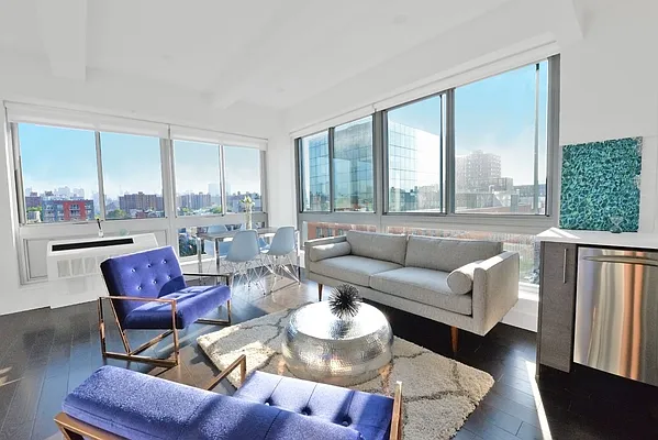 Rented by Peter Ashe | media 43