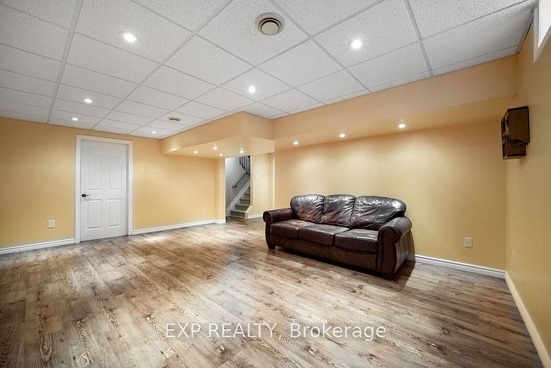 Ottawa House for rent - 4 Bedrooms — photo 29