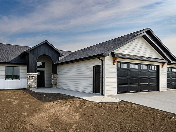 3rd image of 4420 Marsh Hawk Dr