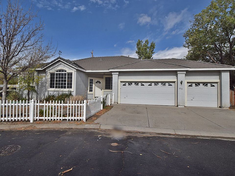 1st image of 1815 Stoneridge Dr