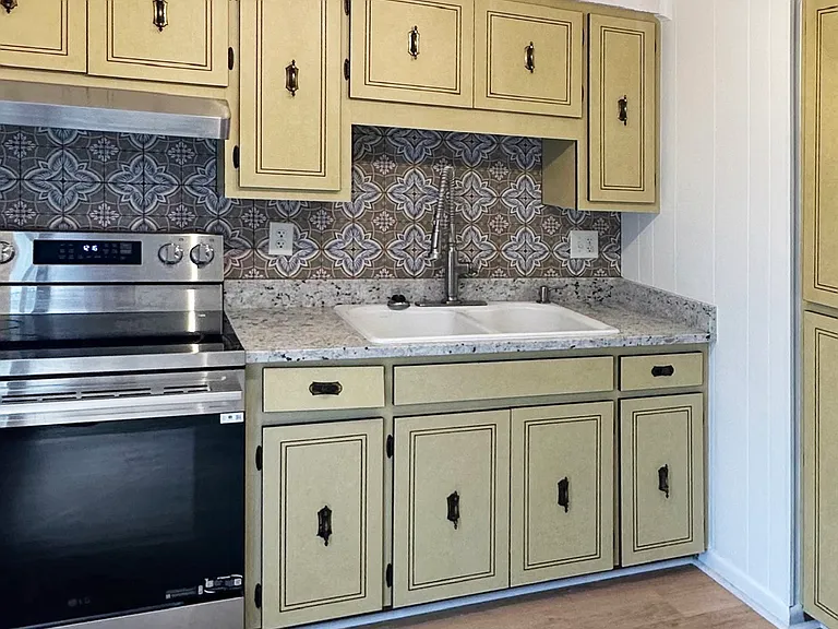 1243 Cora Ln #12 — Photo 3