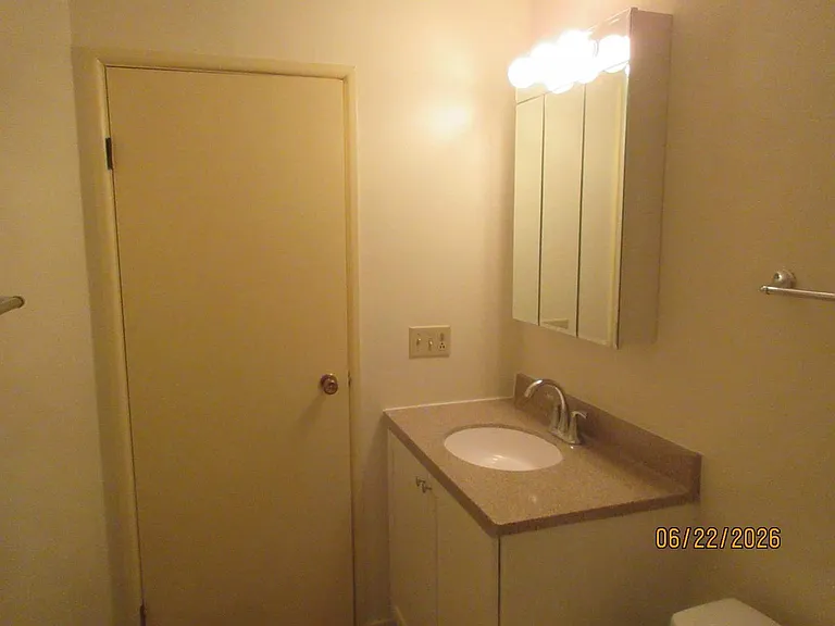 N111W15623 Vienna Ct #14 — Photo 10