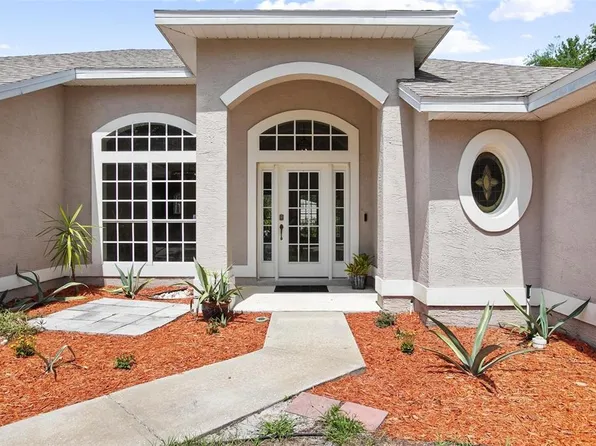 570 Cypress Ave, Orange City, FL 32763