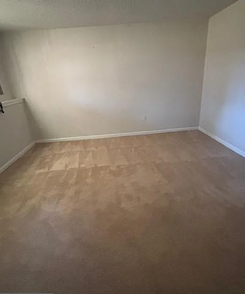 3719 Roxbury Ln — Photo 15