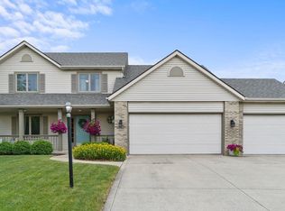 10009 Red Pine Ct, Fort Wayne, IN 46804