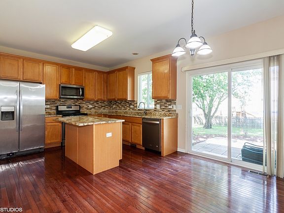 4th image of 25028 W Rockwell Ln