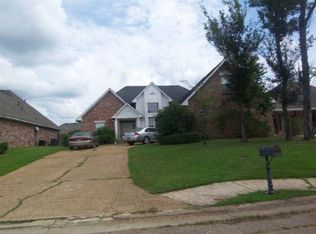 113 Navajo Cir, Clinton, MS 39056