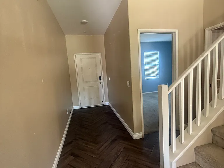 12992 Ivy Hill Ct — Photo 16