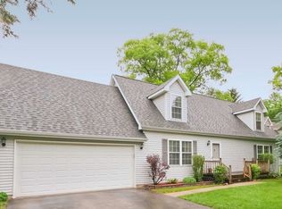 37477 N Grand Blvd, Lake Villa, IL 60046
