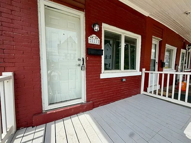 811 Farragut Street - 1 — Photo 3