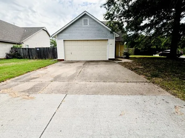 6107 S 28th West Ave, Tulsa, OK 74132