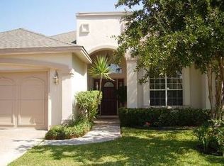 3227 Windfall Rd, Laredo, TX 78045