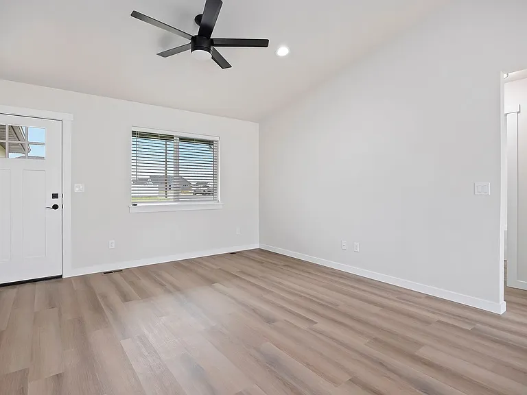 501 Hope Ave — Photo 7