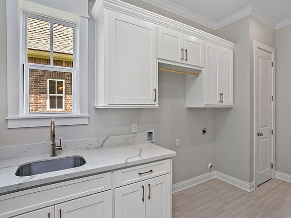 3rd image of 6528 W White Oleander Cres