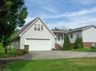 125 Hughe Cir, Winston Salem, NC 27107