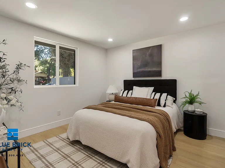 2706 S Cochran Ave #2706 — Photo 12