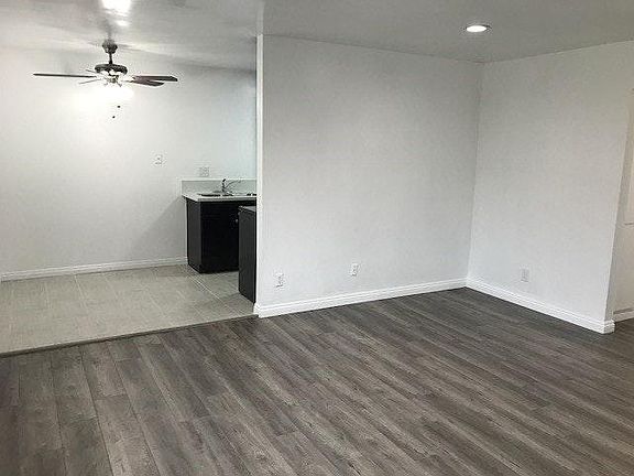 Living room 1