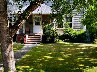 3301 Bradford Rd, Cleveland Heights, OH 44118