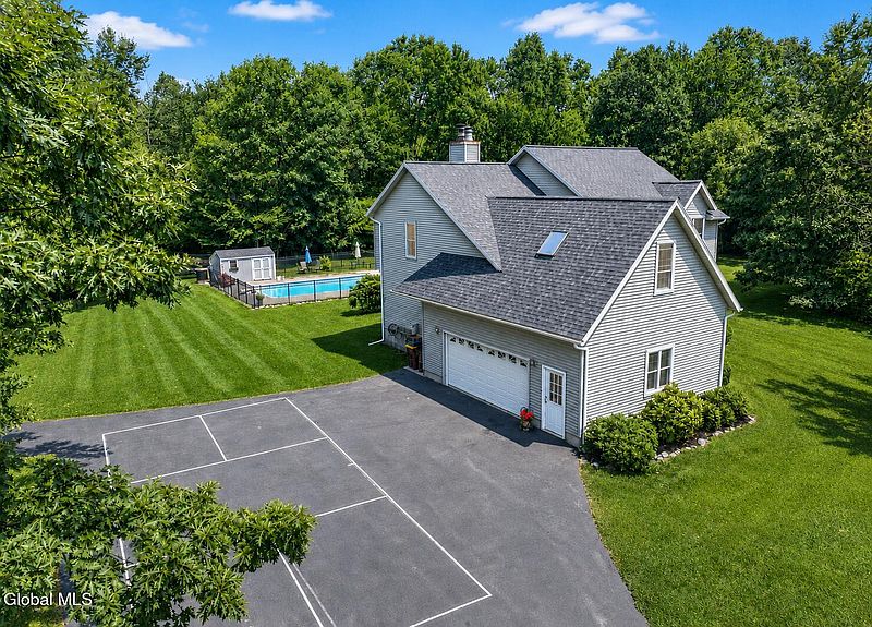 3rd image of 2611 Old Mill Road