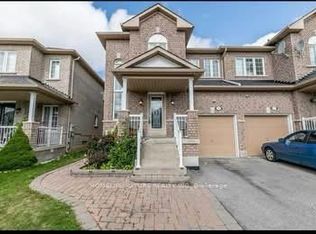 35 Knightswood Cres, Brampton, ON L7A 3R1