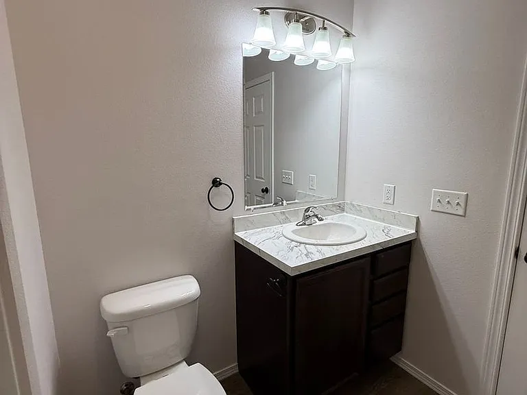 1733 N Nina Cir — Photo 22
