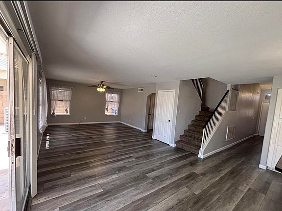3rd image of 12523 W Roanoke Ave