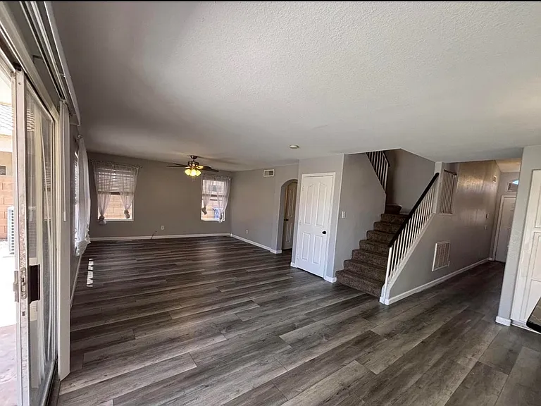 12523 W Roanoke Ave — Photo 3