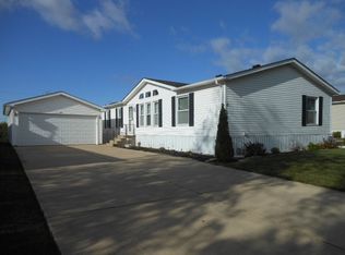 138 Hibiscus Cir, Matteson, IL 60443