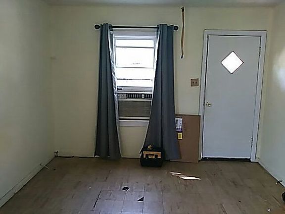 5th image of 528 Mississippi Ave